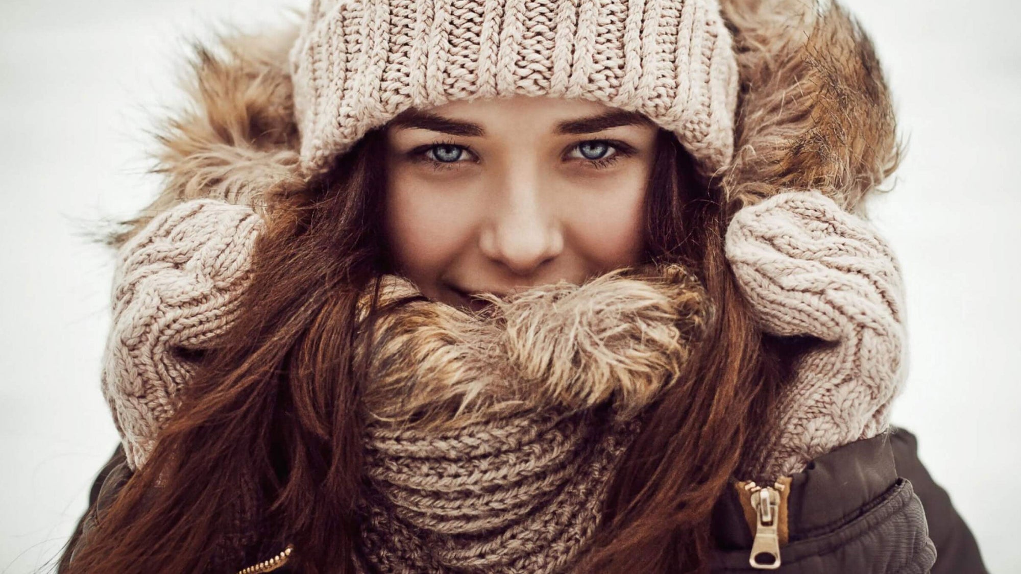 how to fix frizzy hair during winter