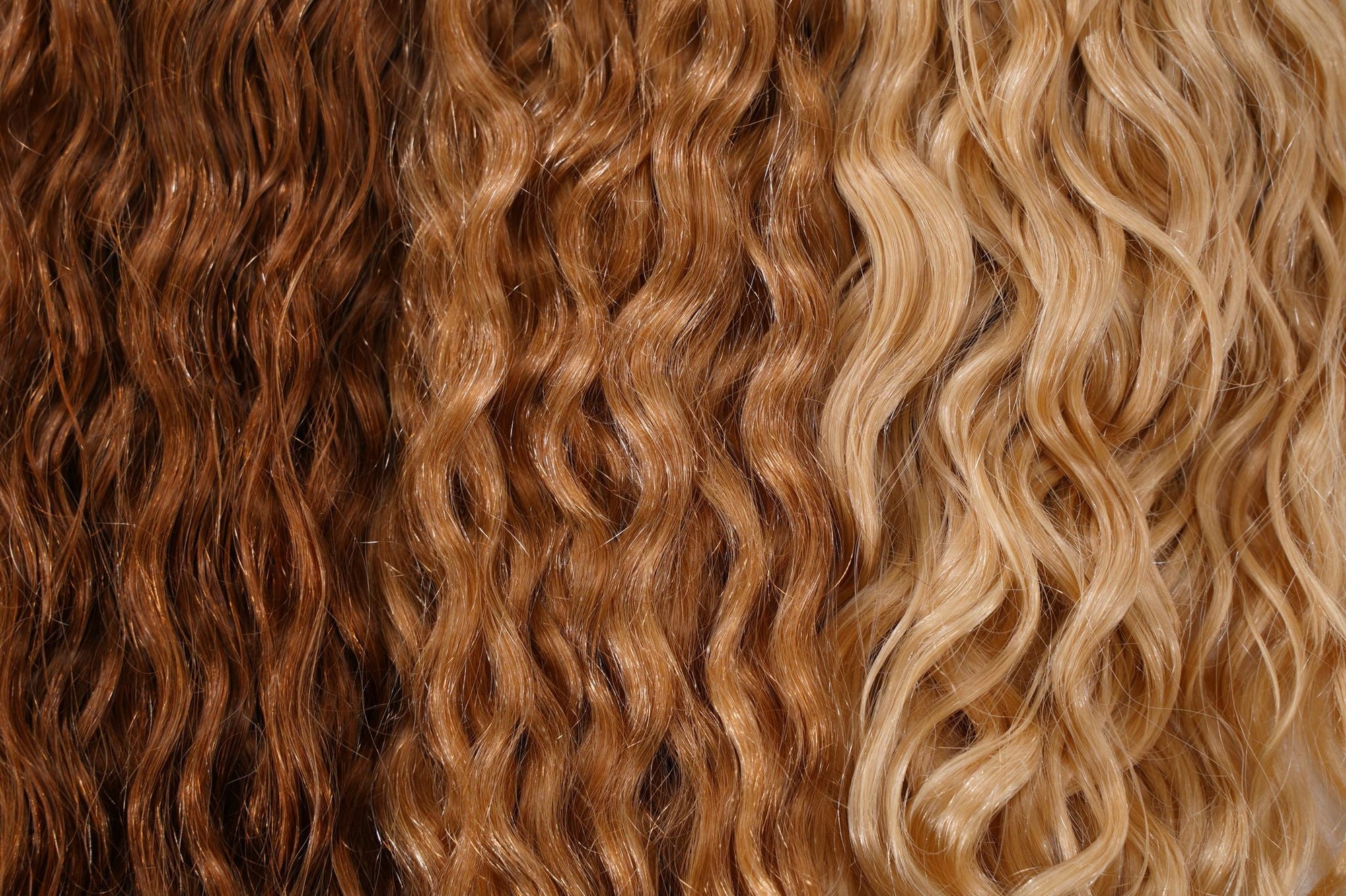 Choosing the Right Hair Extension Color