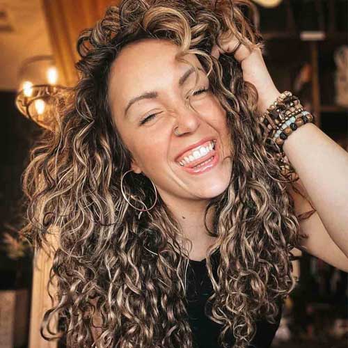 Gorgeous Curly Hair Extensions Model